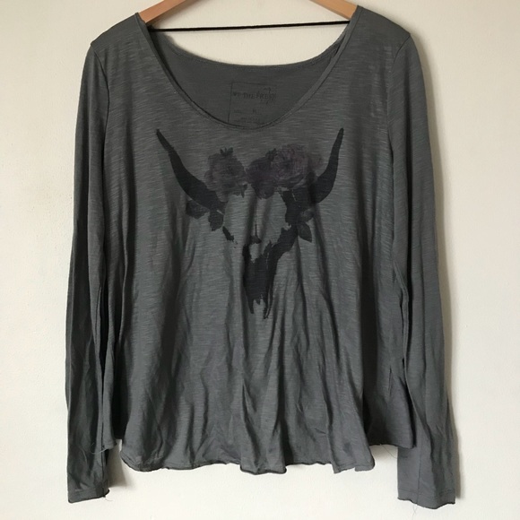 We The Free People Cow Skull Split Back Top - Picture 4 of 8